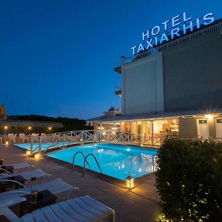 Hotel Taxiarhis 루트라 킬리니스 외부 사진